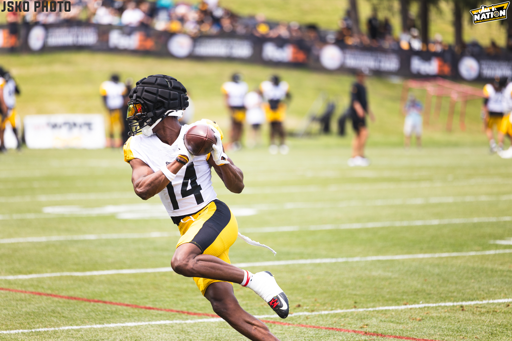 Steelers Encouraged To Pull Off Big Trade For AllPro Wide Receiver